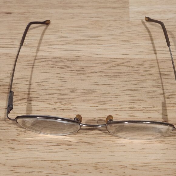 Adrienne Vittadini Eyeglasses Gold Frame & Black Case AV6012 Size: 108 47 19 135 - Picture 12 of 13